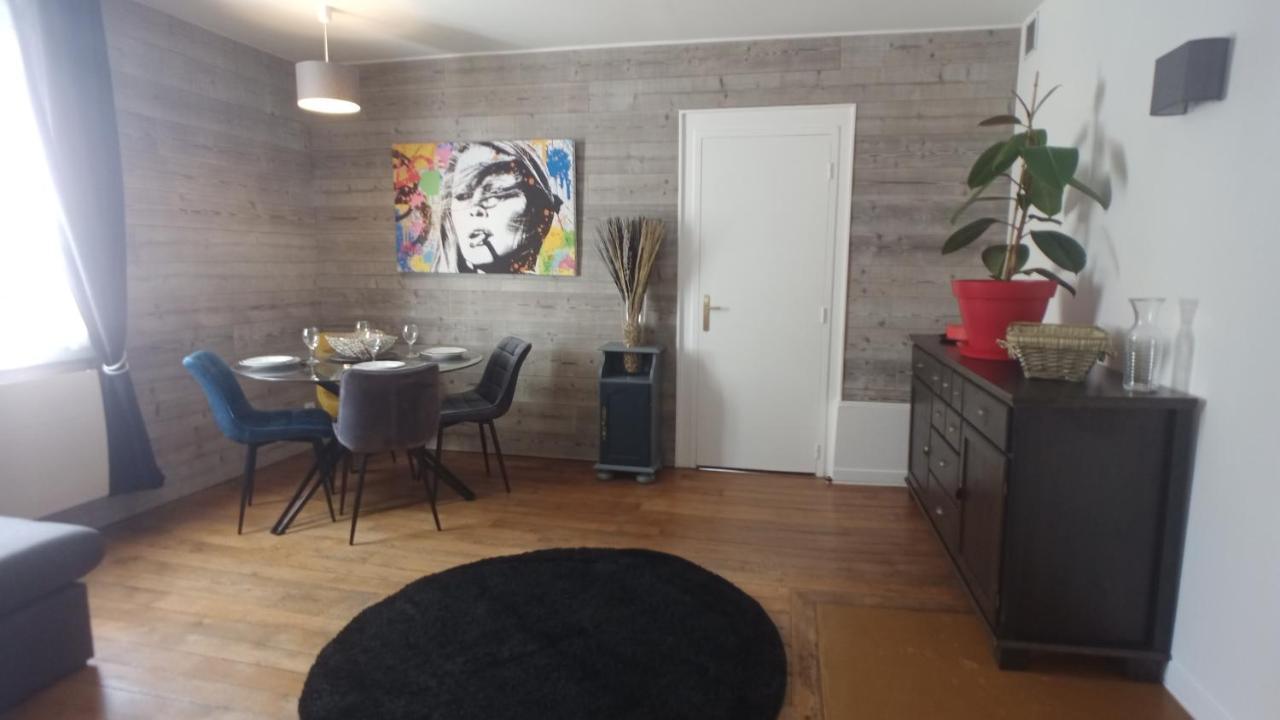 Coeur De Ville, Calme, Spacieux,Parking Et Wifi ! Chartres Zewnętrze zdjęcie