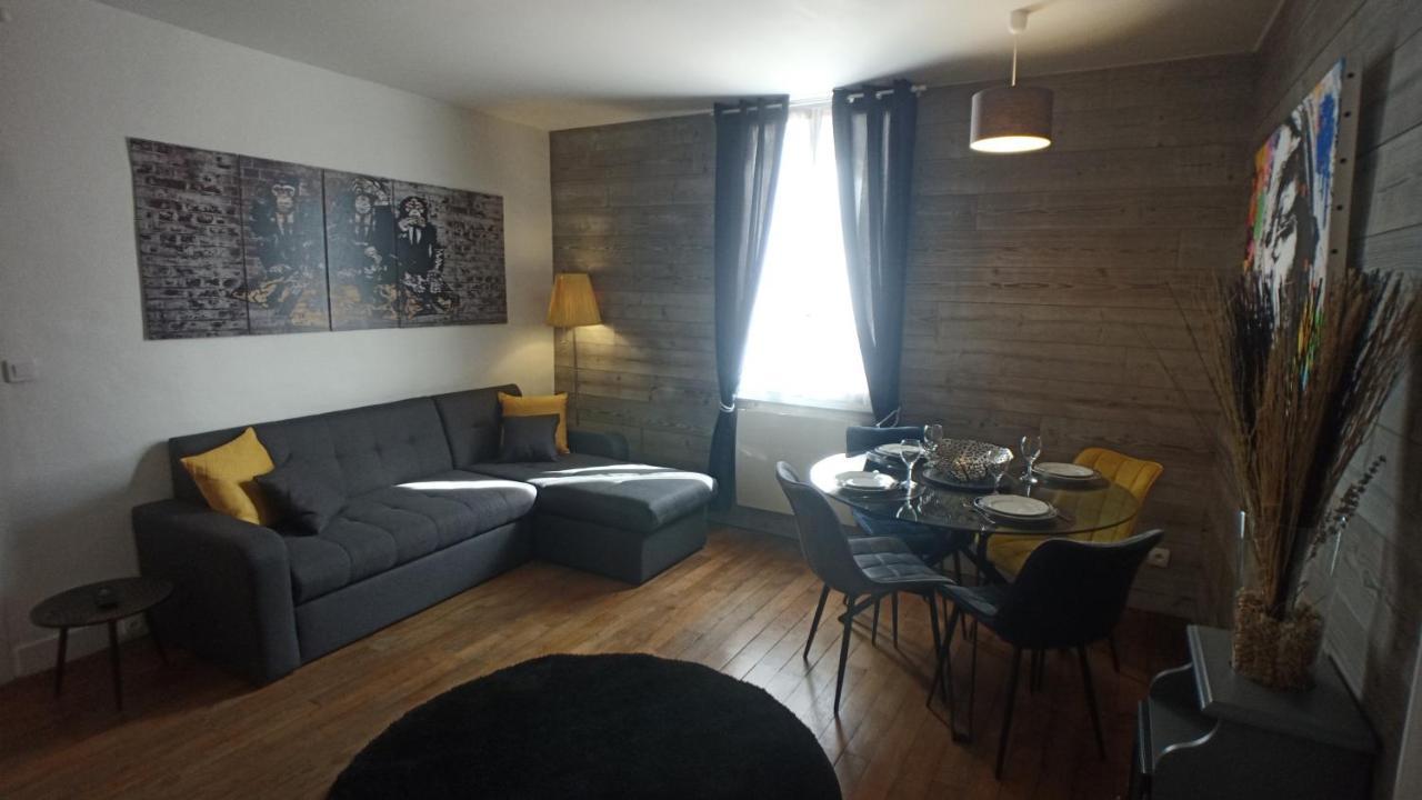 Coeur De Ville, Calme, Spacieux,Parking Et Wifi ! Chartres Zewnętrze zdjęcie