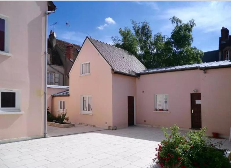 Coeur De Ville, Calme, Spacieux,Parking Et Wifi ! Chartres Zewnętrze zdjęcie